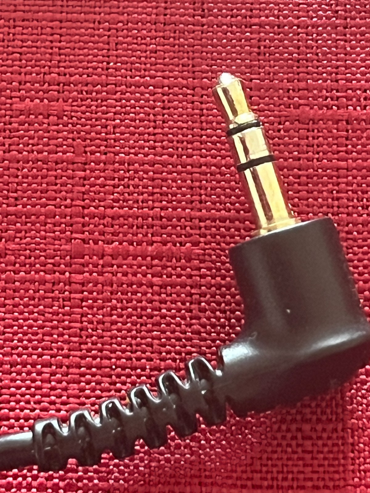 Shure SE425 Sound Isolating In-Ear Stereo Headphones