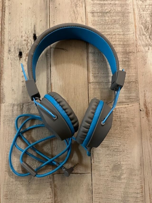 JLab JBuddies On-Ear Kids Wired Headphones with Mic, Graphite/Blue