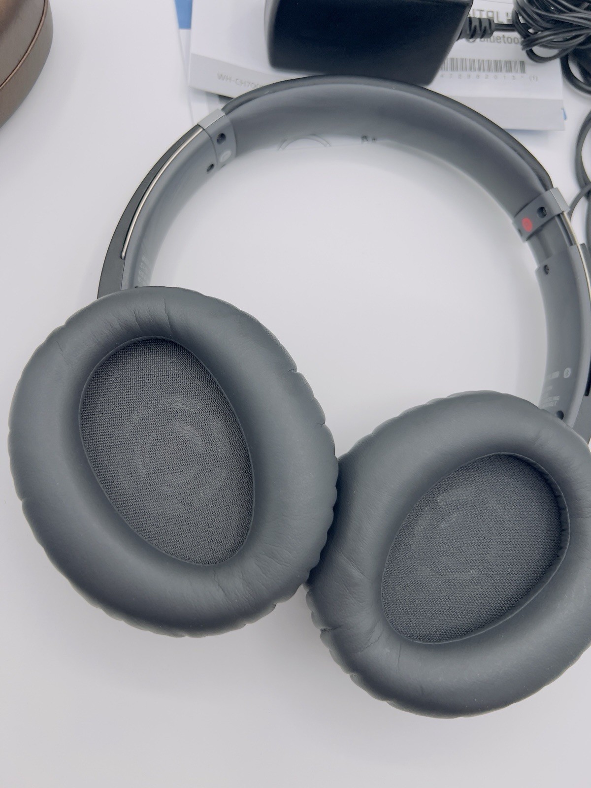 Sony WH-CH700N Noise Canceling Paww Silksound Foldable Both Bluetooth Wireless