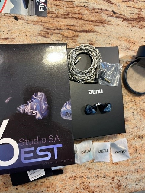 DUNU SA6 EST / SA6EST 6BA+2EST Drivers In-Ear Earphone (5 Hours Use)