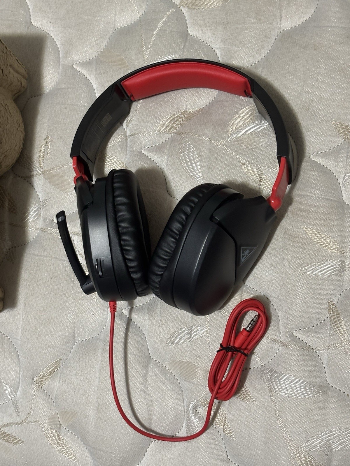 Turtle Beach Recon 70 Gaming Headset for Xbox Series, PS5, PS4, Black and Red