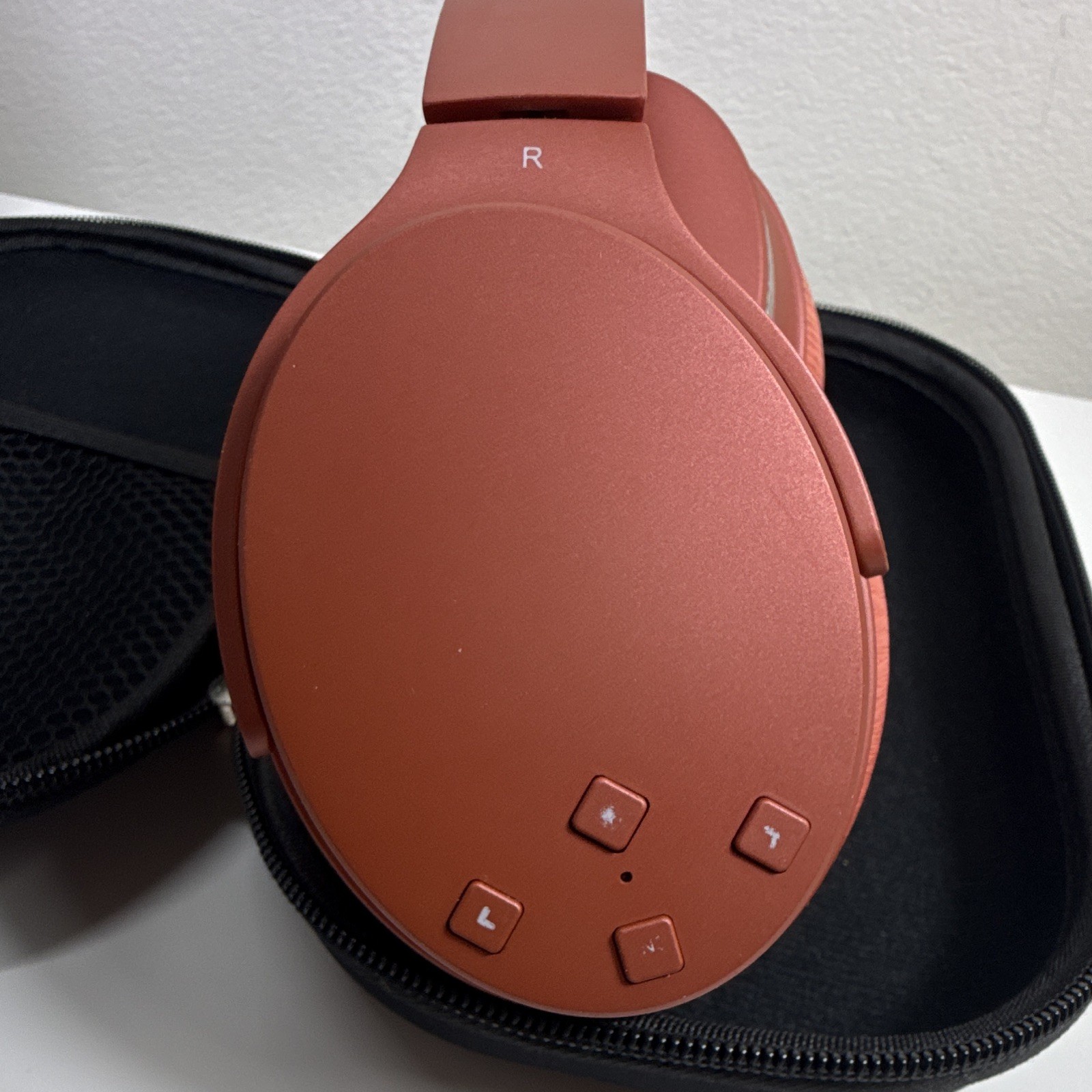 Srhythm NiceComfort 25 Wireless ANC Over-Ear Headphones Coral Orange w/ Case