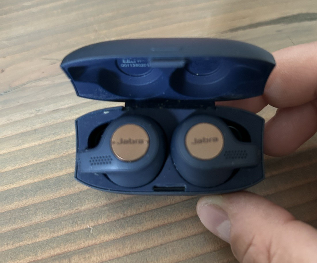 Jabra Elite Active 65T Wireless Bluetooth Earbuds – Copper Black
