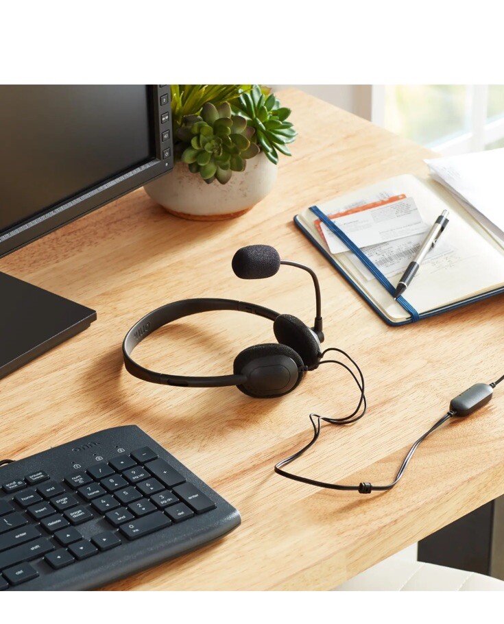 Onn. 3.5 Mm Stereo Headset With Built-in Microphone and Audio Computer Gaming
