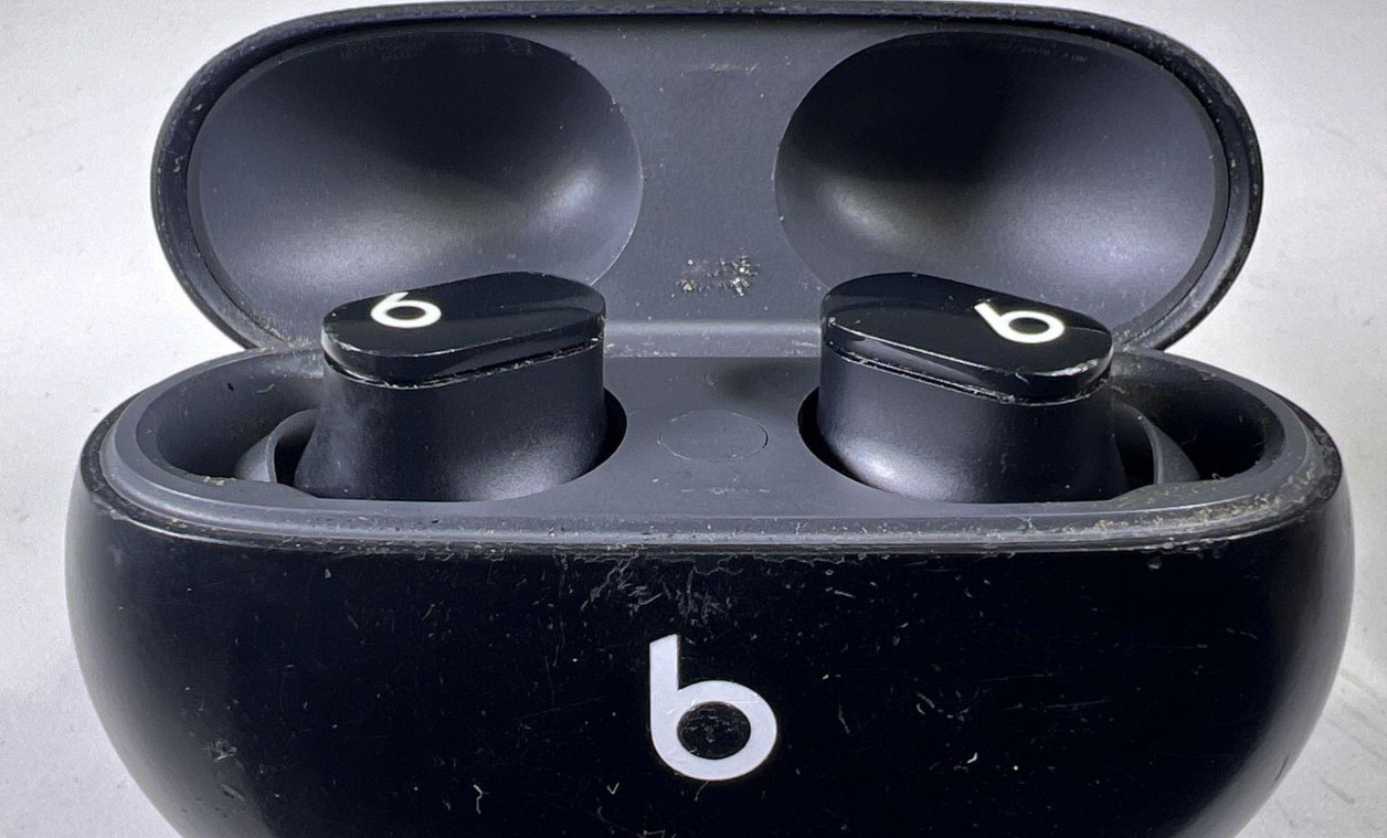 Beats Studio Buds True Wireless Noise Cancelling Earphones – Black