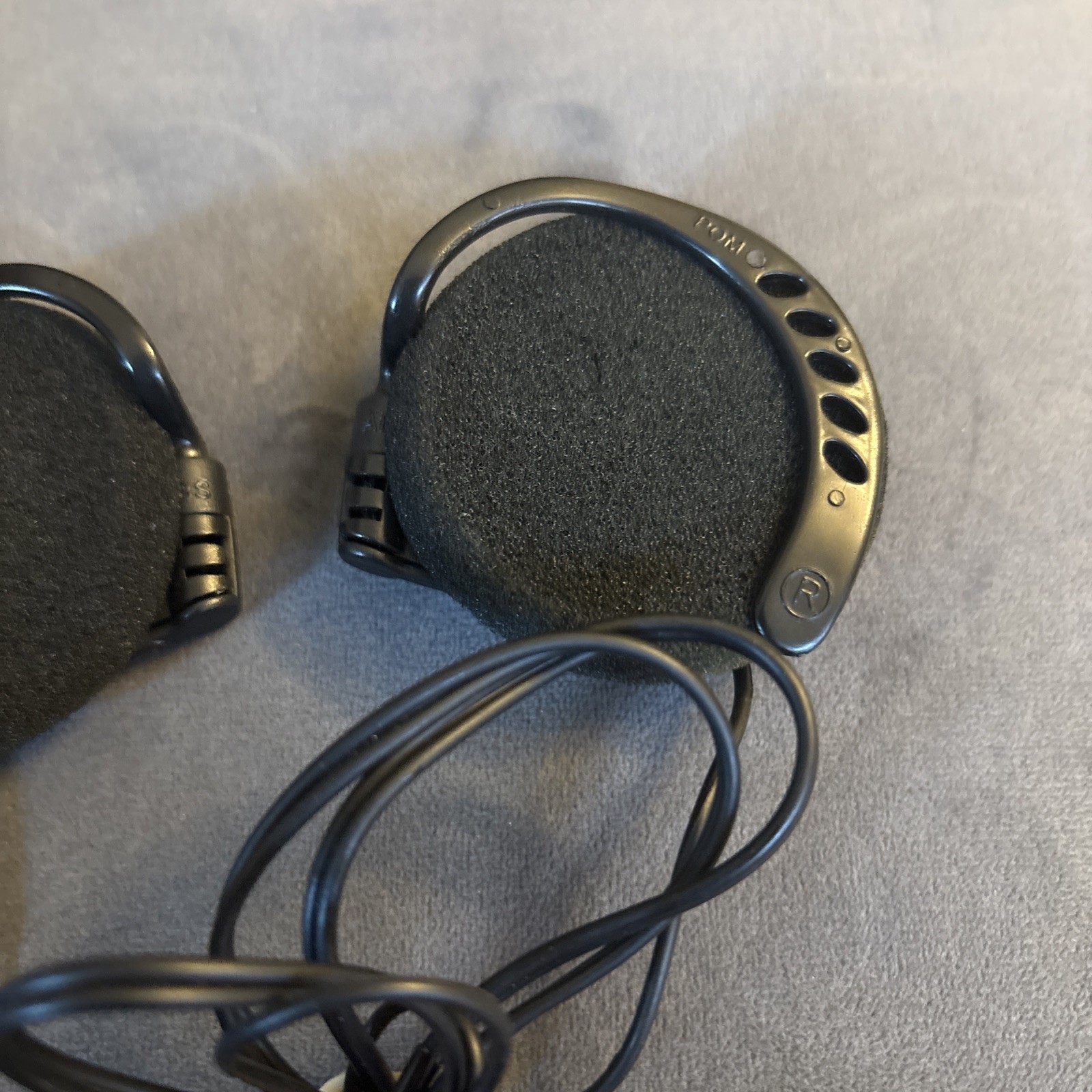 Delta Airlines Over the Ear Headphones Ear Buds Black VINTAGE RARE Plug In