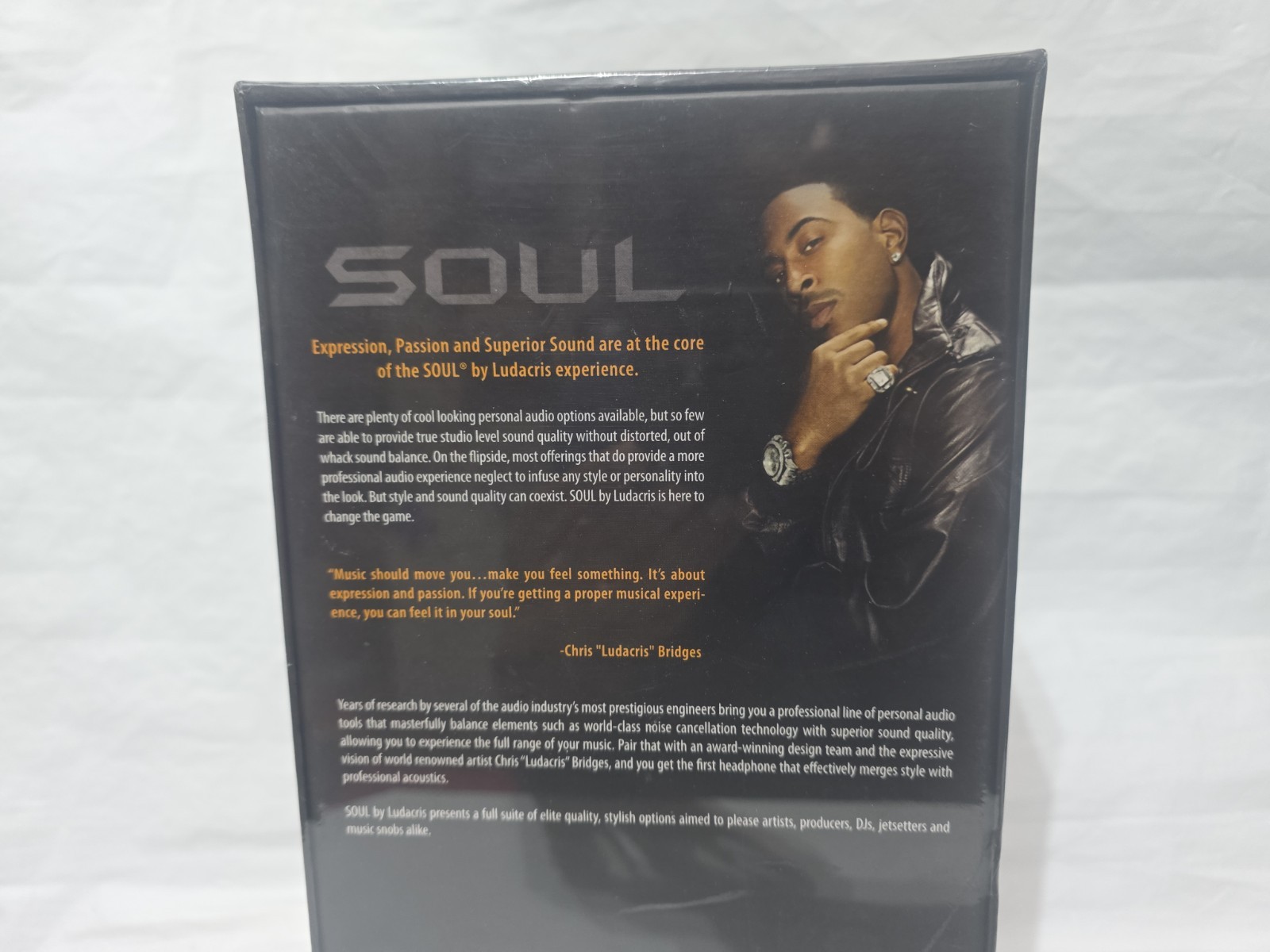 SOUL SL100 Headphones Unisex OS White Ultra Dynamic On-Ear Ludacris NEW Wired