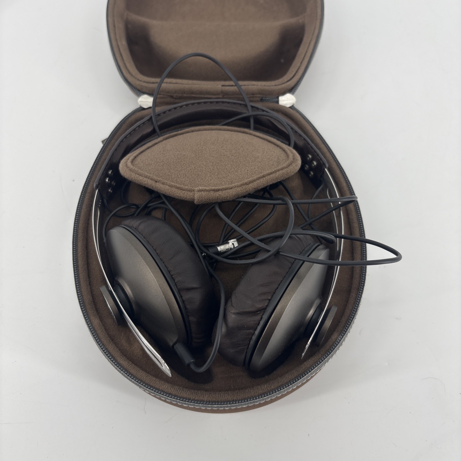 Sennheiser Momentum Original 1st Edition – Brown. Sounds Great! Fast Shipping!