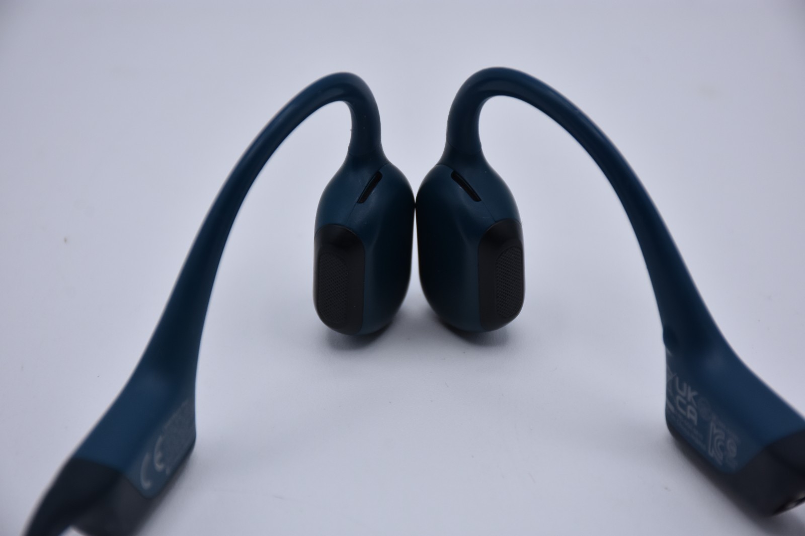 SHOKZ OpenRun Pro Bone Conduction Sport Headphones Blue Bluetooth
