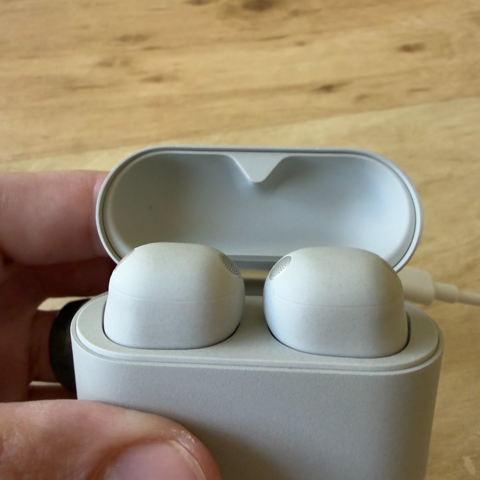 SONY WF-1000XM6 Truly Wireless Noise Cancelling Earbuds – Platinum Silver