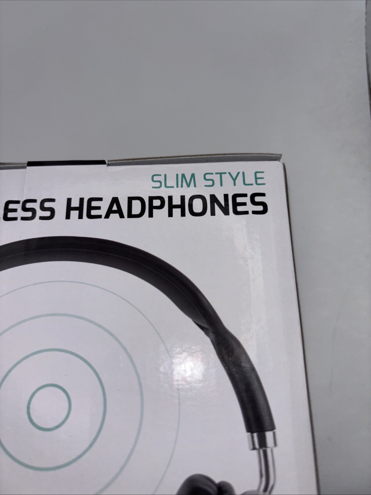 NEW Nizoni Wireless Headphones, Slim Style w/ built in radio, TF card slot