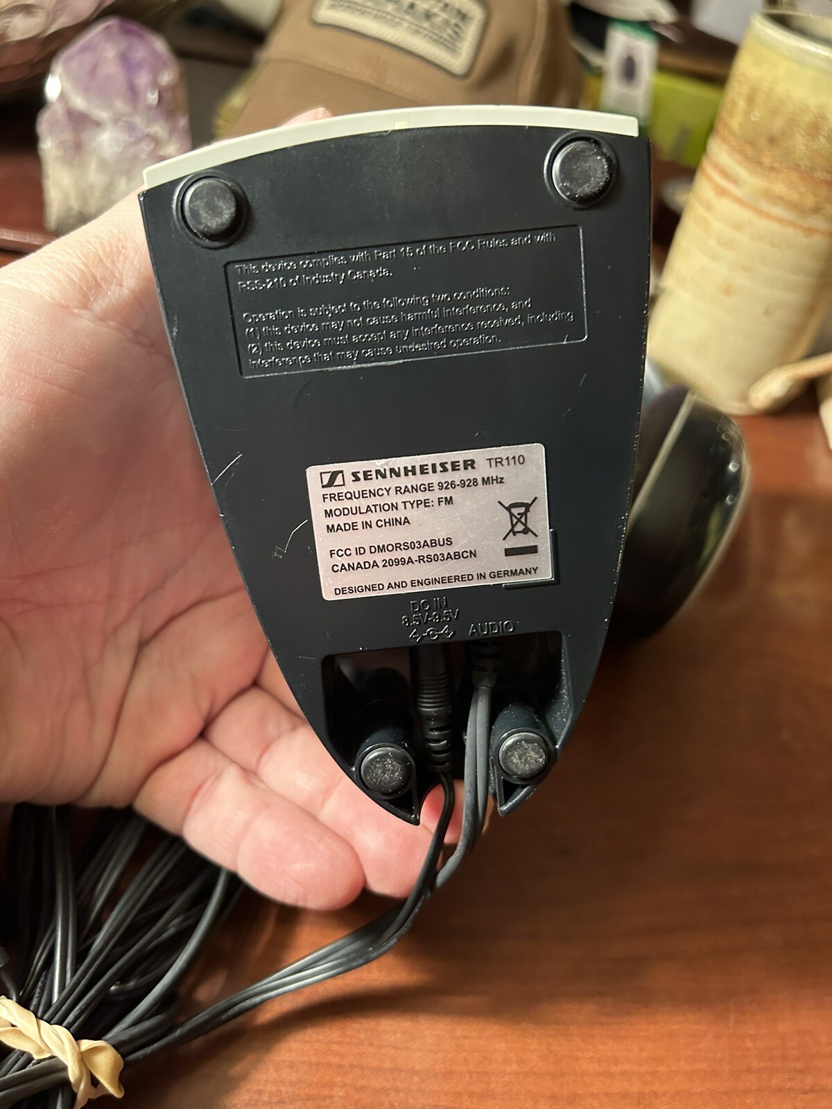 Lot-Sennheiser HDR120/HDR110 Wireless Headphones and TR120 /TR110Stand ReadPARTS
