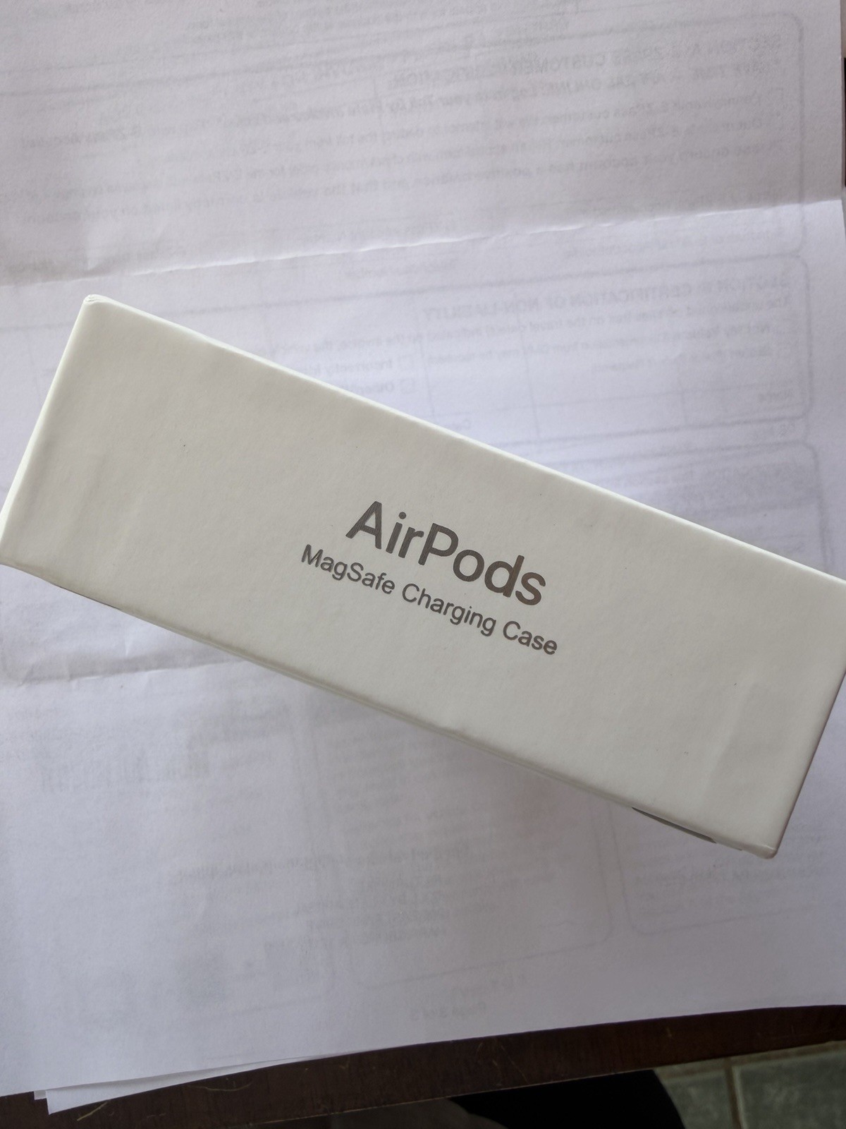 Apple AirPods (3rd Generation) MagSafe Charging Case MME73AM/A Model A2565 A2564