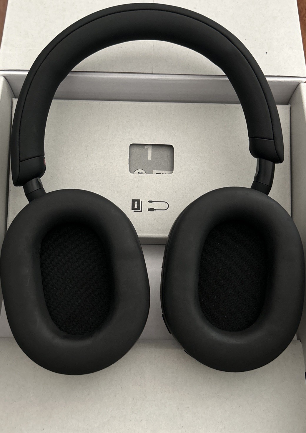 Sony WH1000XM5 SA Wireless Noise-Cancelling Over-the-Ear Headphones – Black G