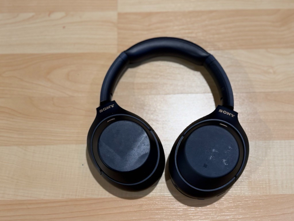 Sony WH-1000XM4 Wireless Noise-Cancelling Over-the-Ear Headphones Black