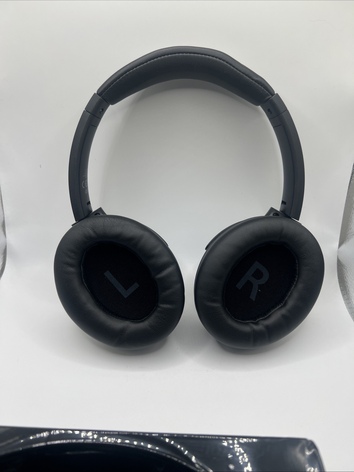 EarFun Tune Pro Wireless Headphones Bluetooth 5.4 Hybrid noise canceling