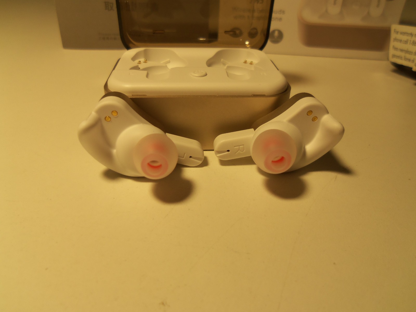 AMORNO True Bluetooth Wireless Earbuds RoseGold HM2060 – V5.0+EDR+Dual Mode