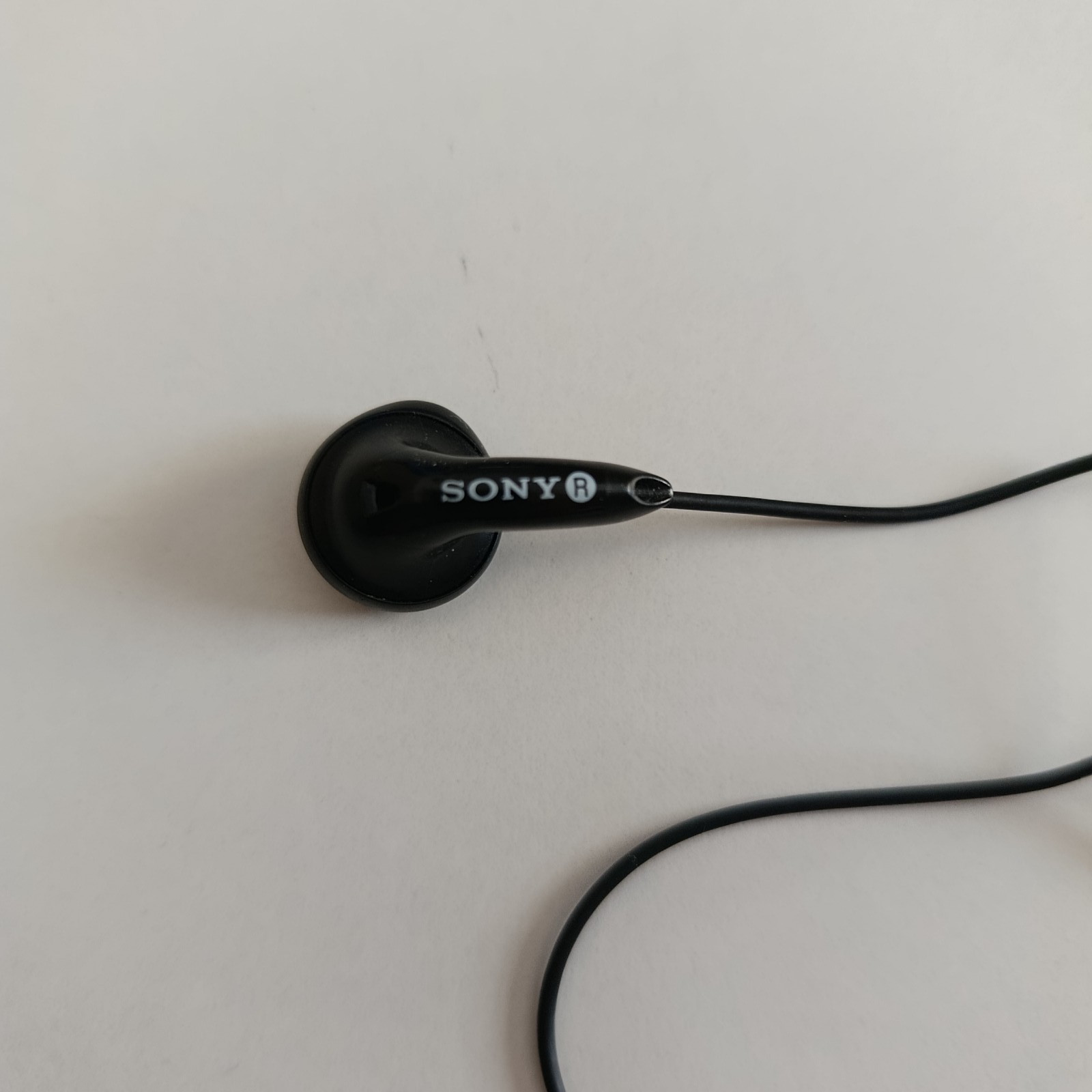 Sony MDR-E708 Earphones Black Wired 3.5mm Vintage Working Used