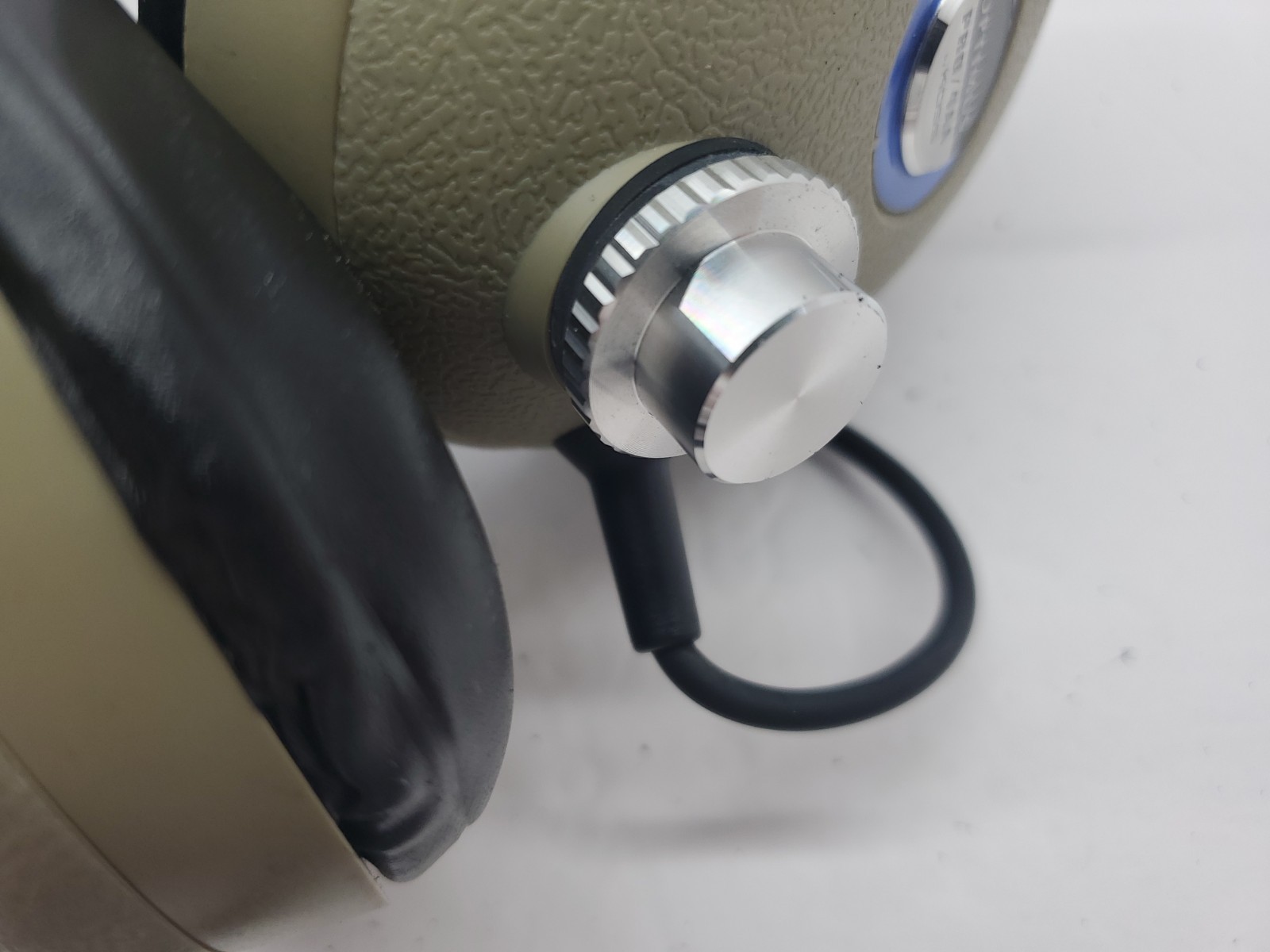 Koss Optimus PRO4AA Headband Headphones – Beige Untested For Parts/Display