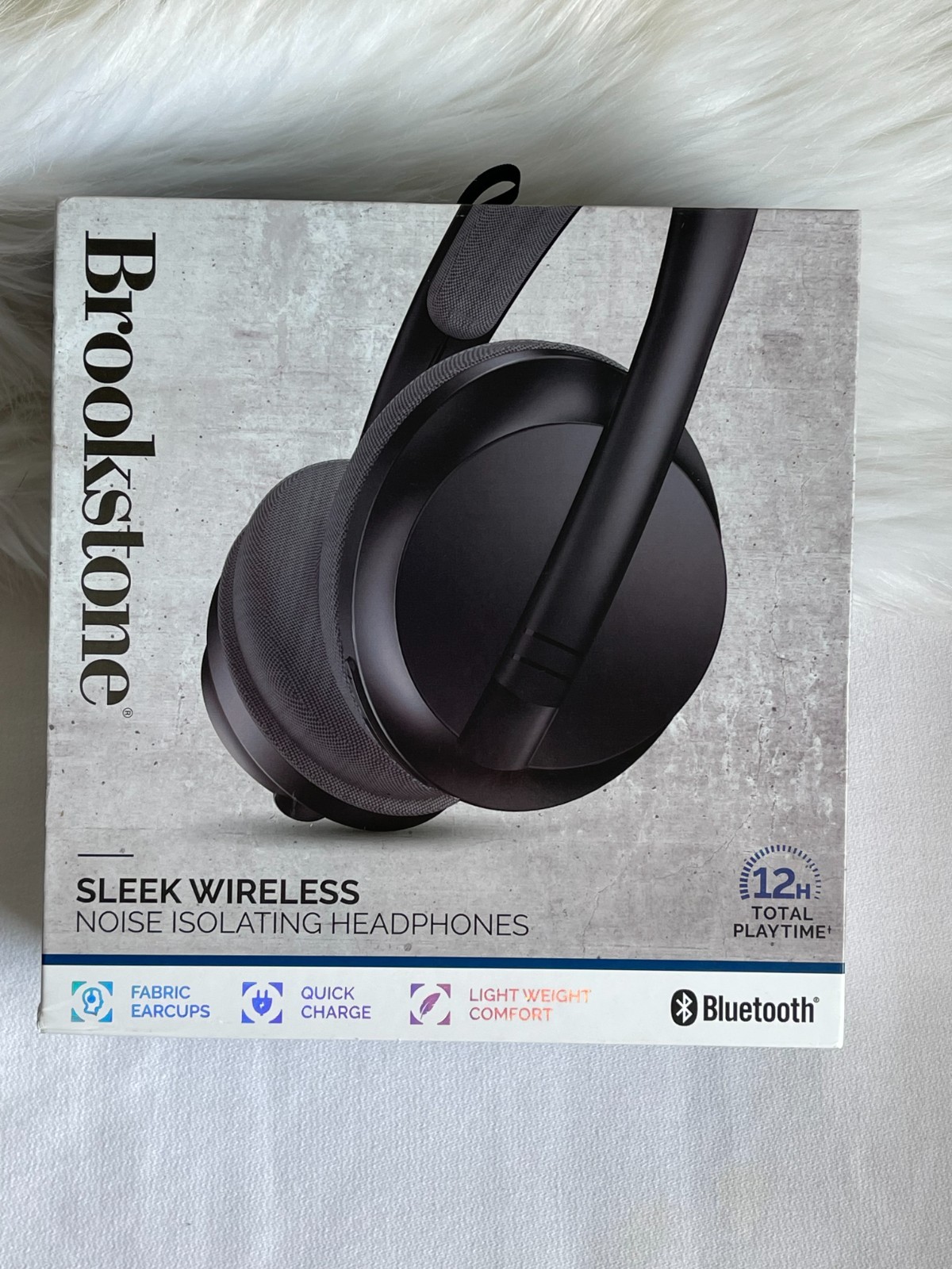 NIB Brookstone Sleek Wireless Bluetooth Noise Isolating Headphones Quick Charge