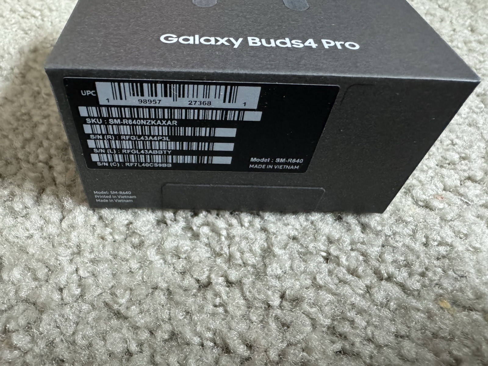 NEW SEALED Samsung Galaxy Buds4 Pro Wireless Earbud Headphones – (SM-R640) Black