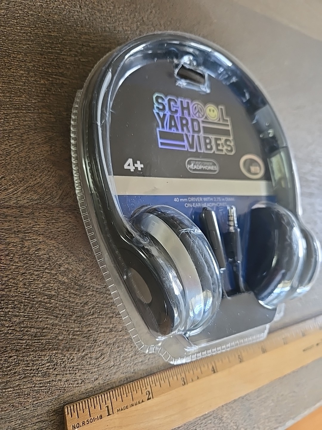 School Yard Vibes HeadPhones Black NEW See All Pics And Description