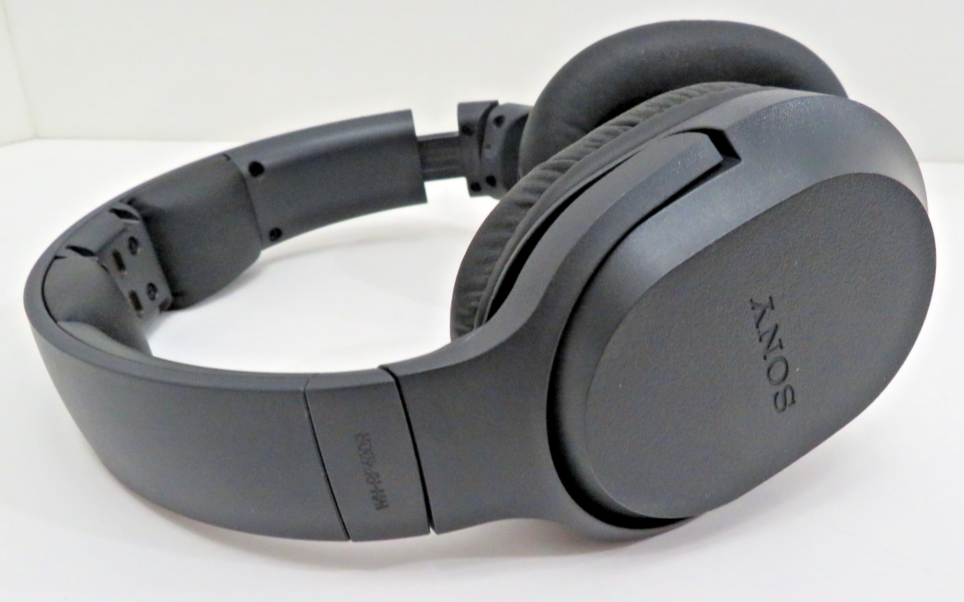 SONY TMR-RF400 Wireless TRANSMITTER With Megaphone Headset WH-RF400 Vietnan