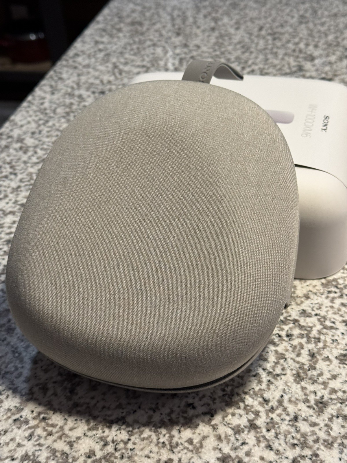 Sony WH-1000XM6 Wireless Noise-Canceling Headphones Platinum Silver – Excellent
