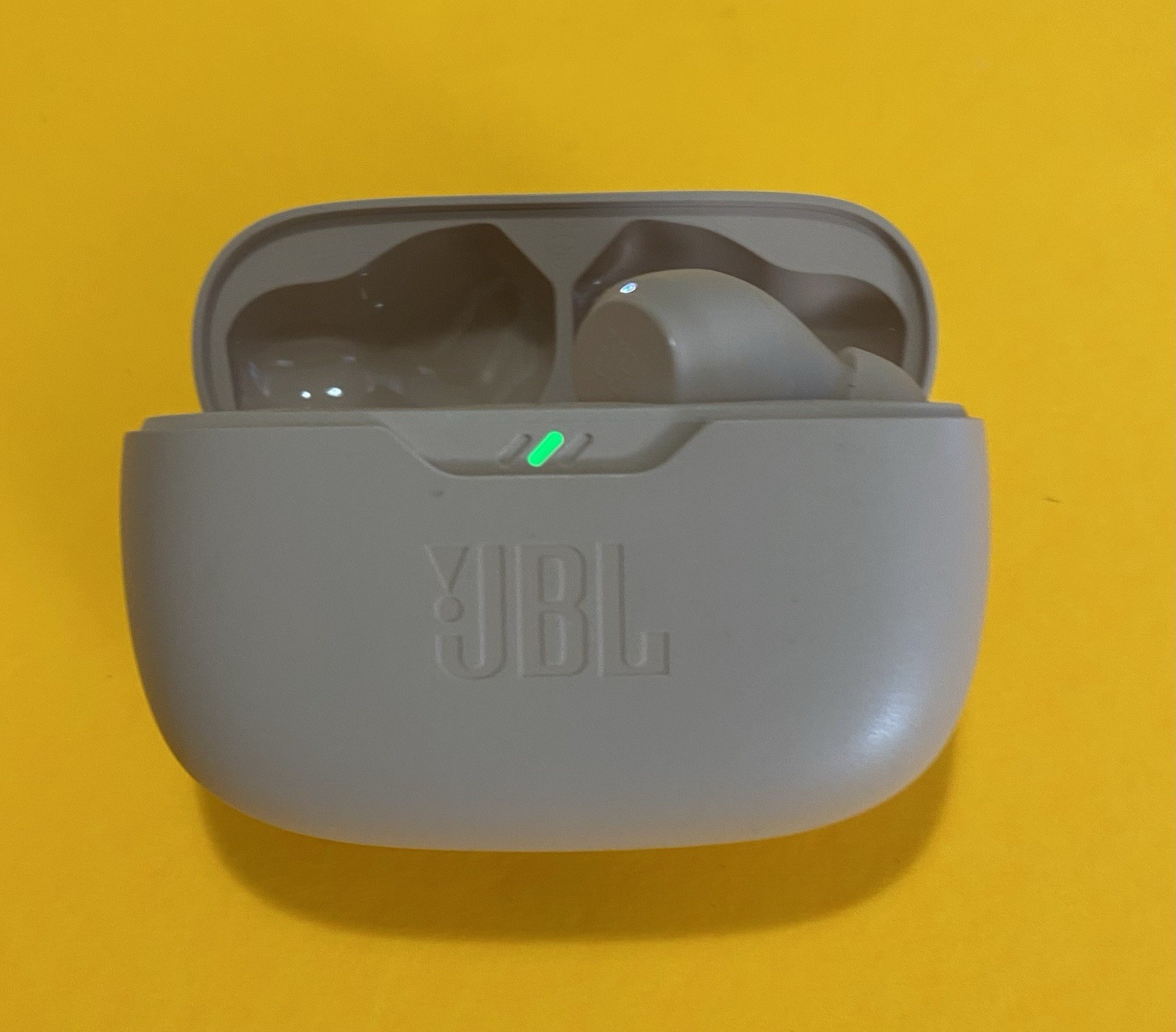 JBL Vibe Beam True Wireless Bluetooth Earbuds – RIGHT EARBUD Working