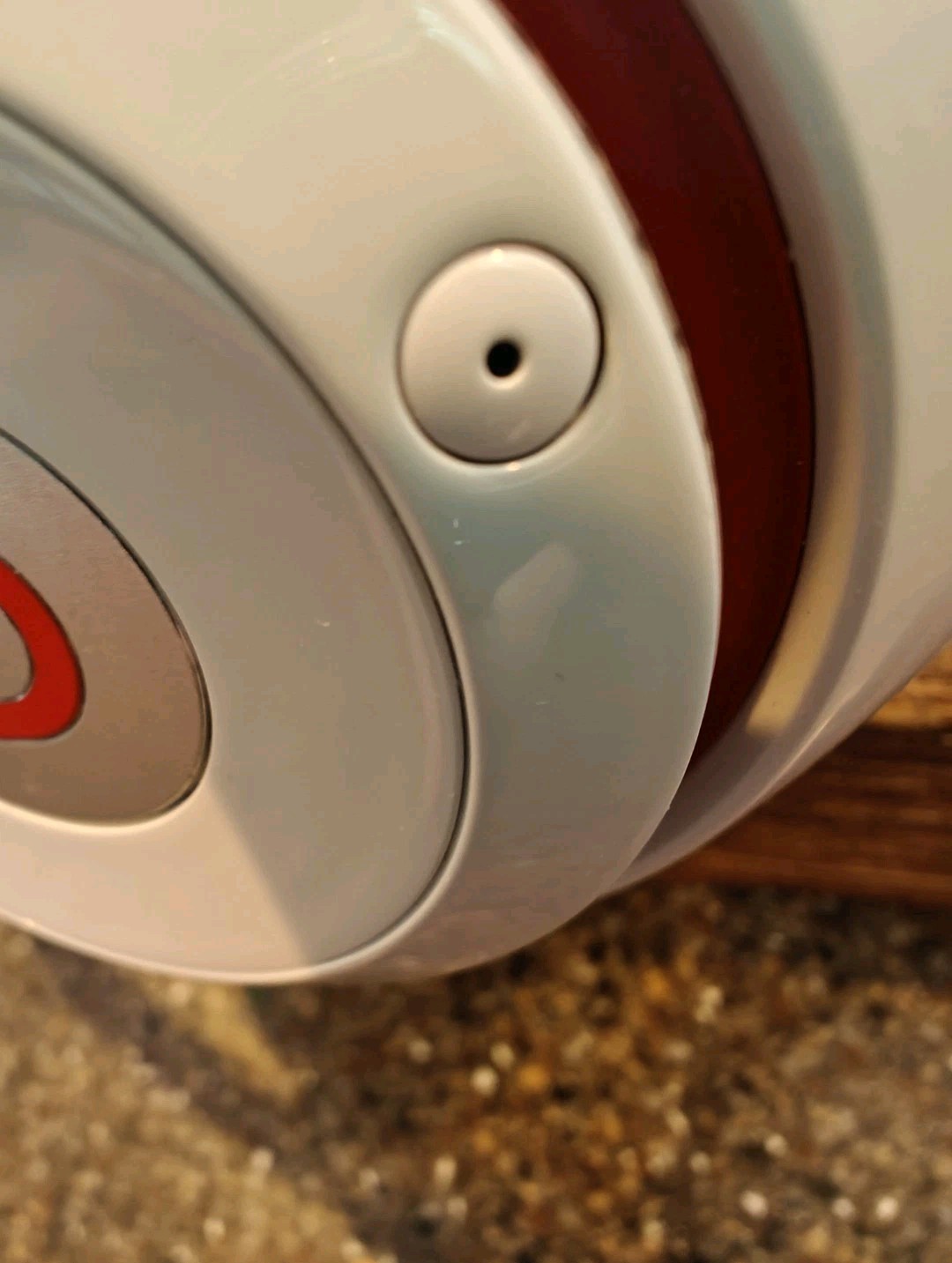 Beats by Dr. Dre Studio 2 Wireless *2 Pair* White/Red & Black/Red **Excellent**