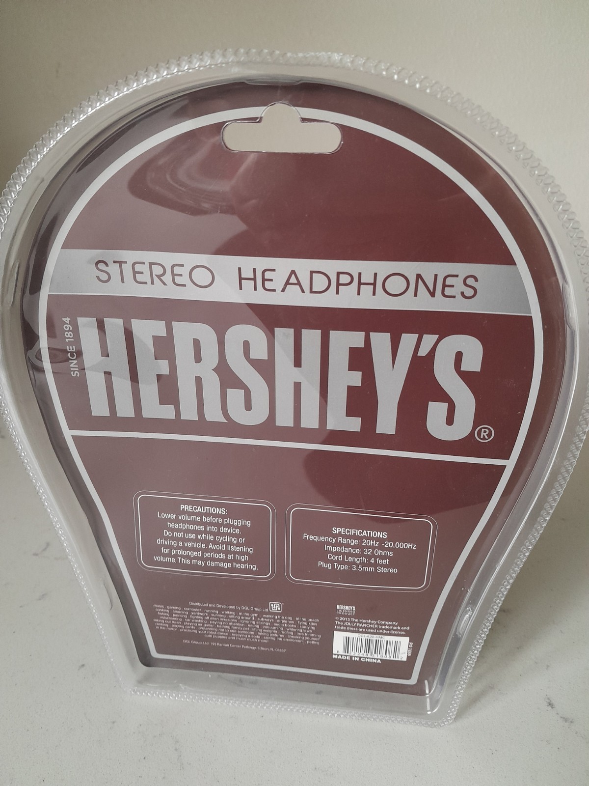 NEW Hershey’s Stereo Wired Headphones Adjustable Headband Comfort Ear Cushions
