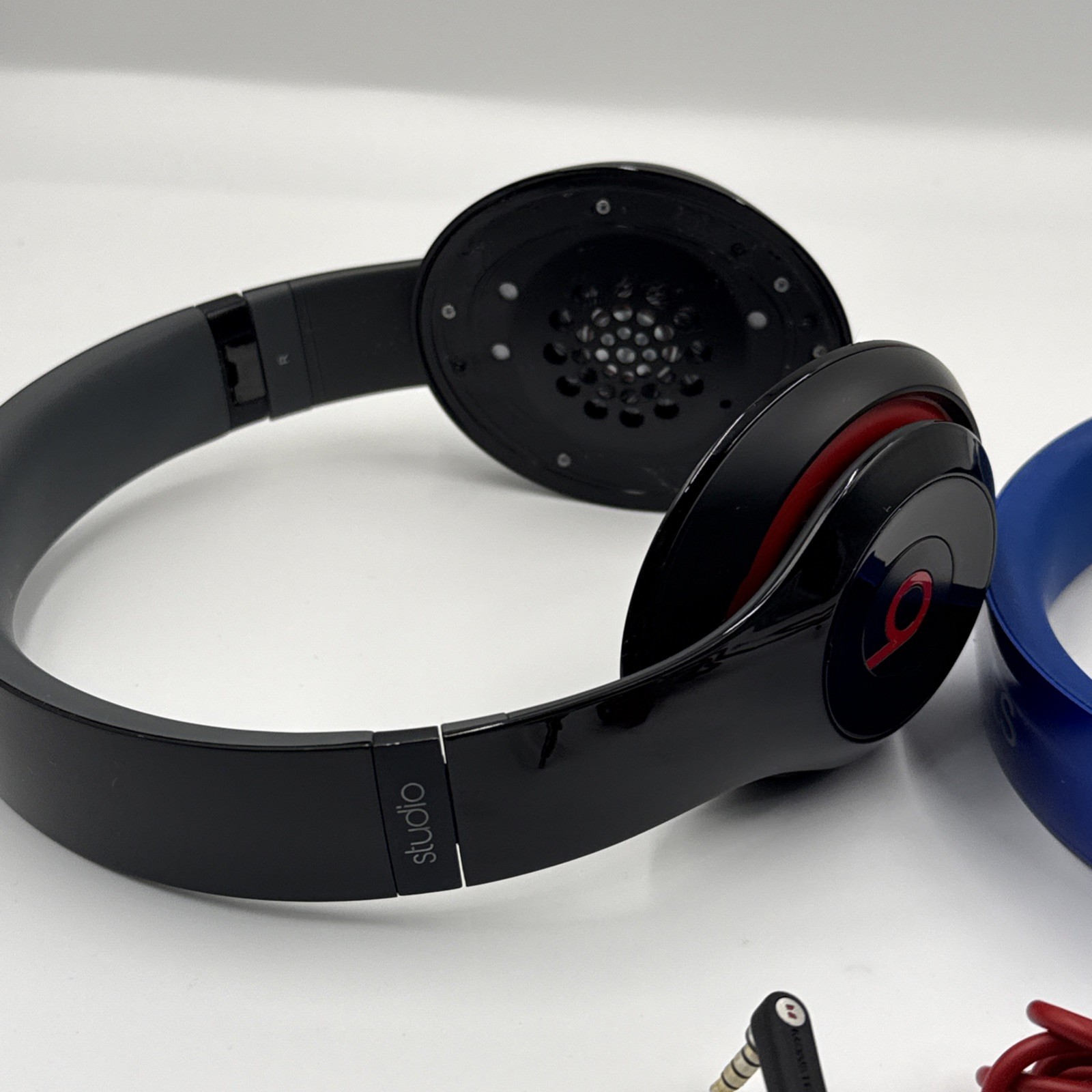 Lot Of 2 Beats by Dr. Dre Studio 2.0 Wired Headphones Over-Ear B0500 Works!!!