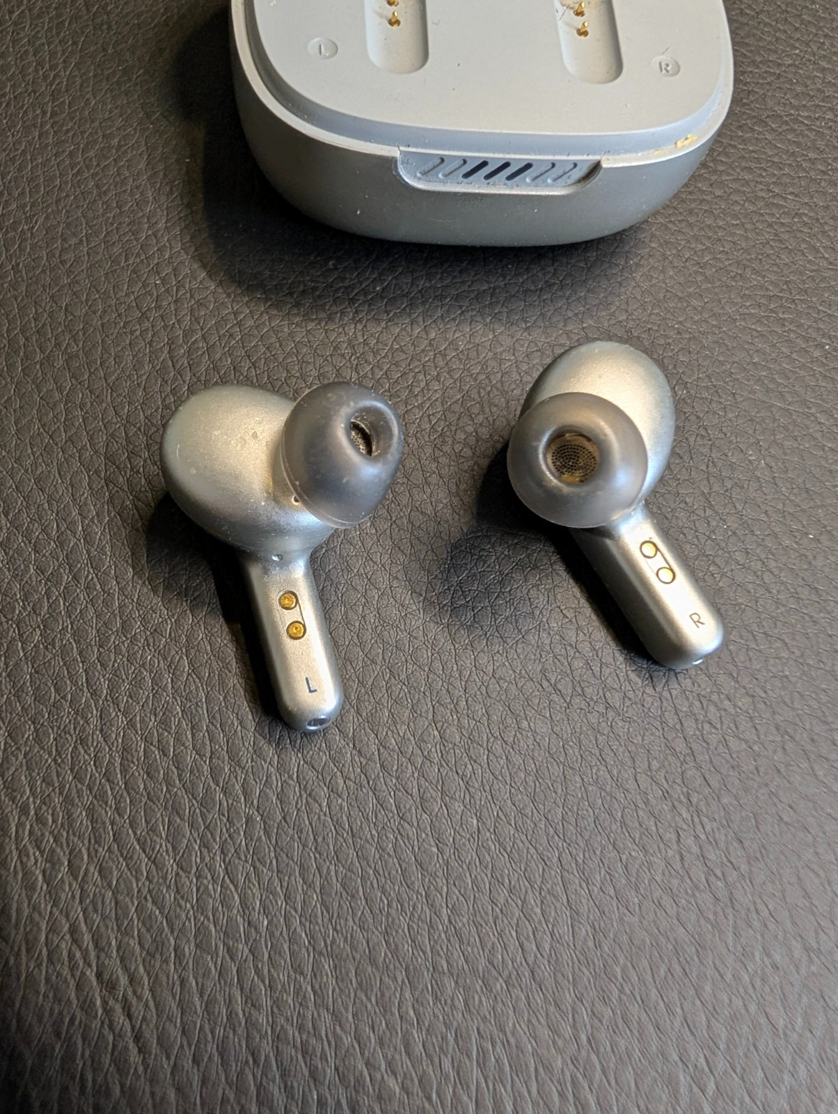 JBL Live Pro 2 True Wireless Noise Cancelling Earbuds Silver – Used Very Good