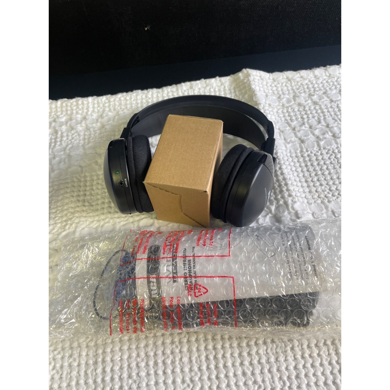 RCA Wireless Headphones Infra Red 25′ Range WHR120RS SKU 2715