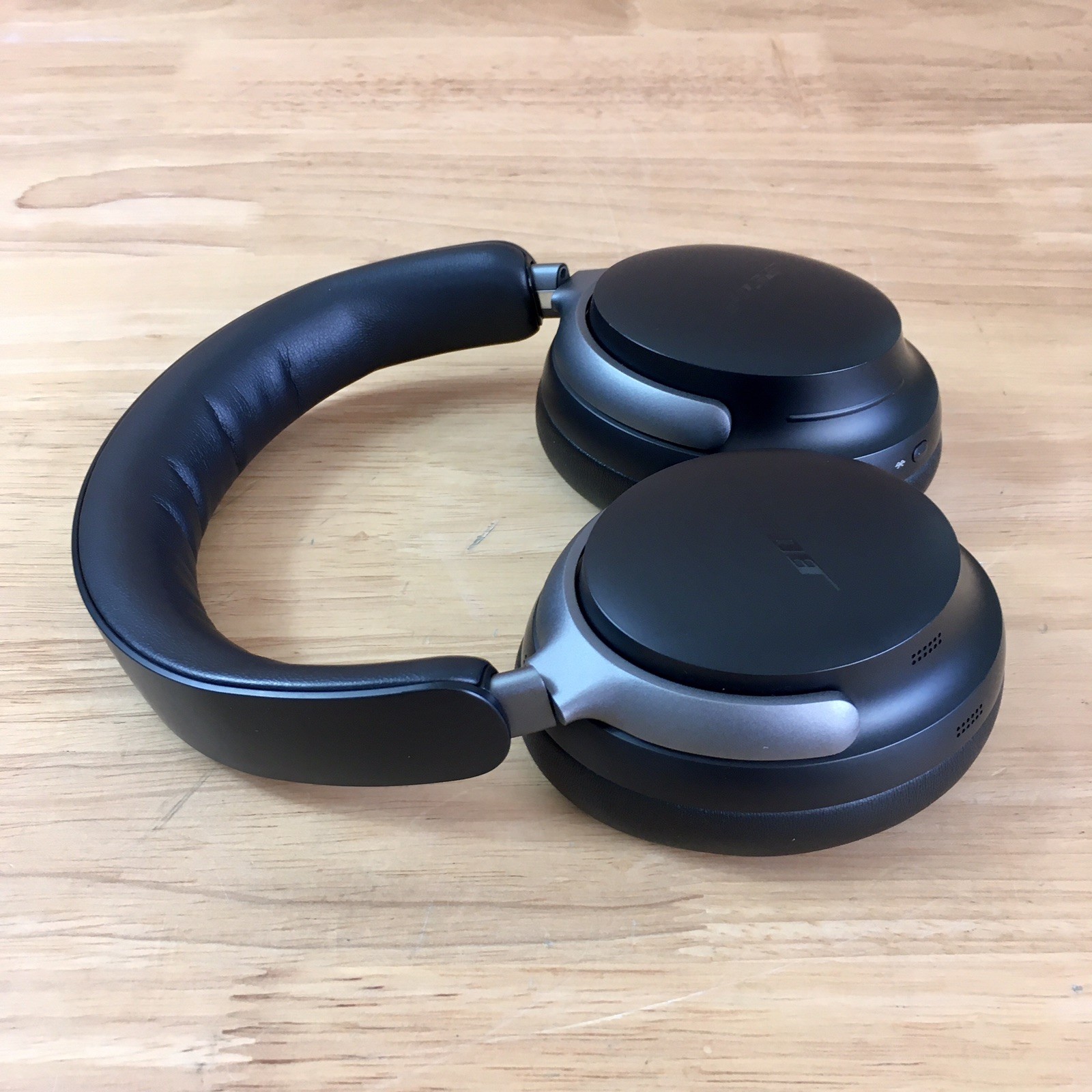 Bose QuietComfort Ultra Wireless Noise Cancelling Headphones – Black