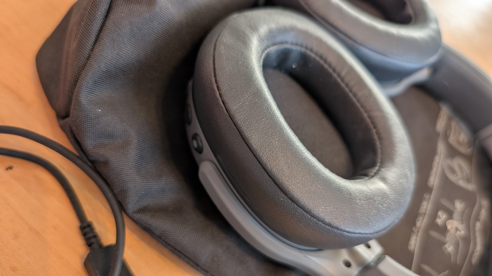 Skullcandy Crusher Evo Wireless Bluetooth Headhones, Flat-Folding OverEar Design