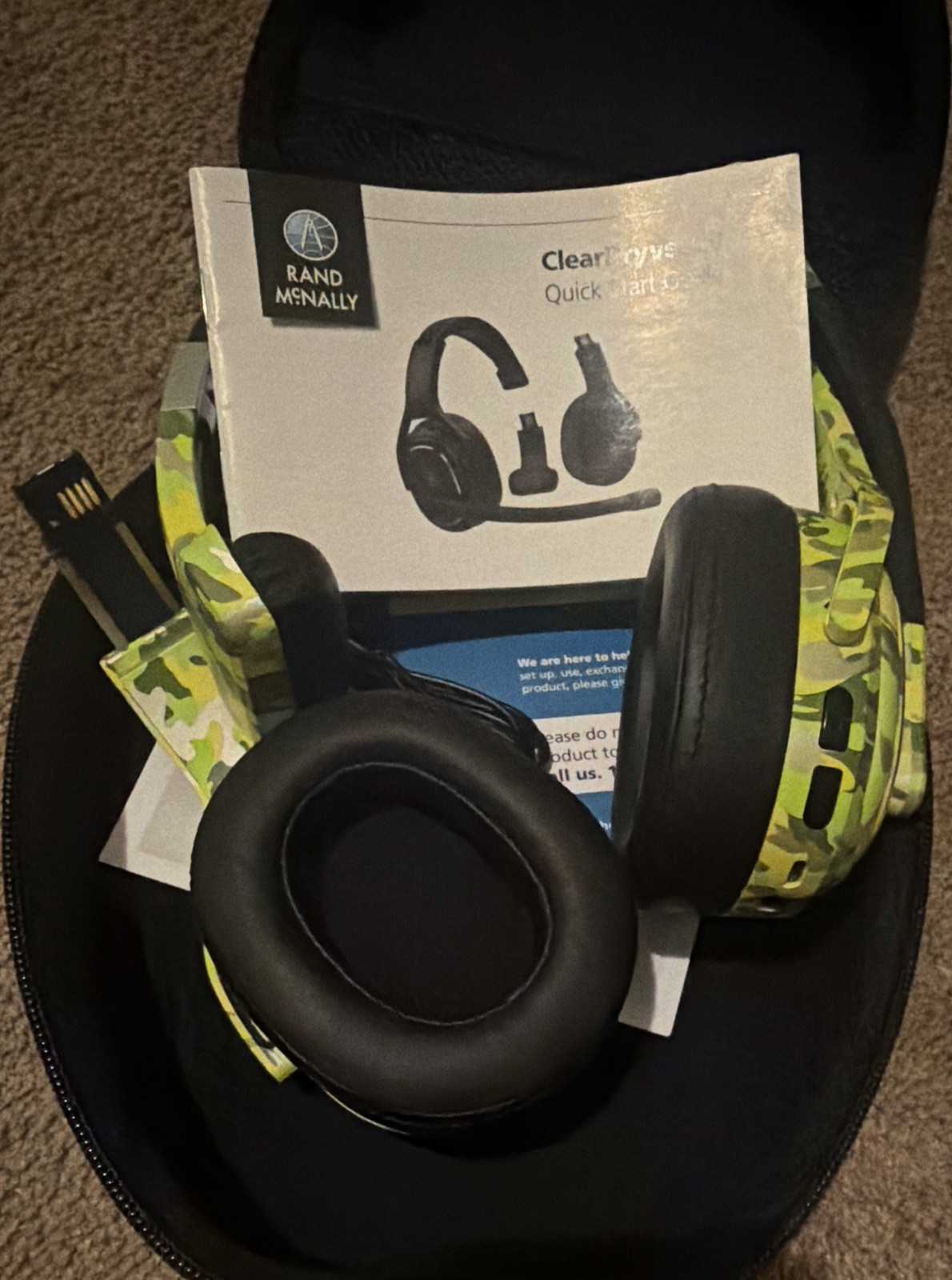 Rand McNally ClearDryve Bluetooth Over-Ear Headphones Green Camouflage w/ Case