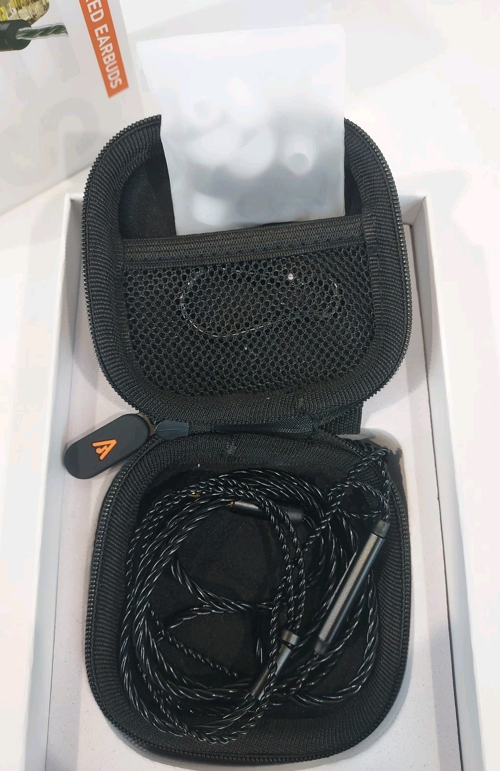 Vibes 202 Wired Earbuds in Ear Headphones, Noise Cancelling HiFi Audio Jack