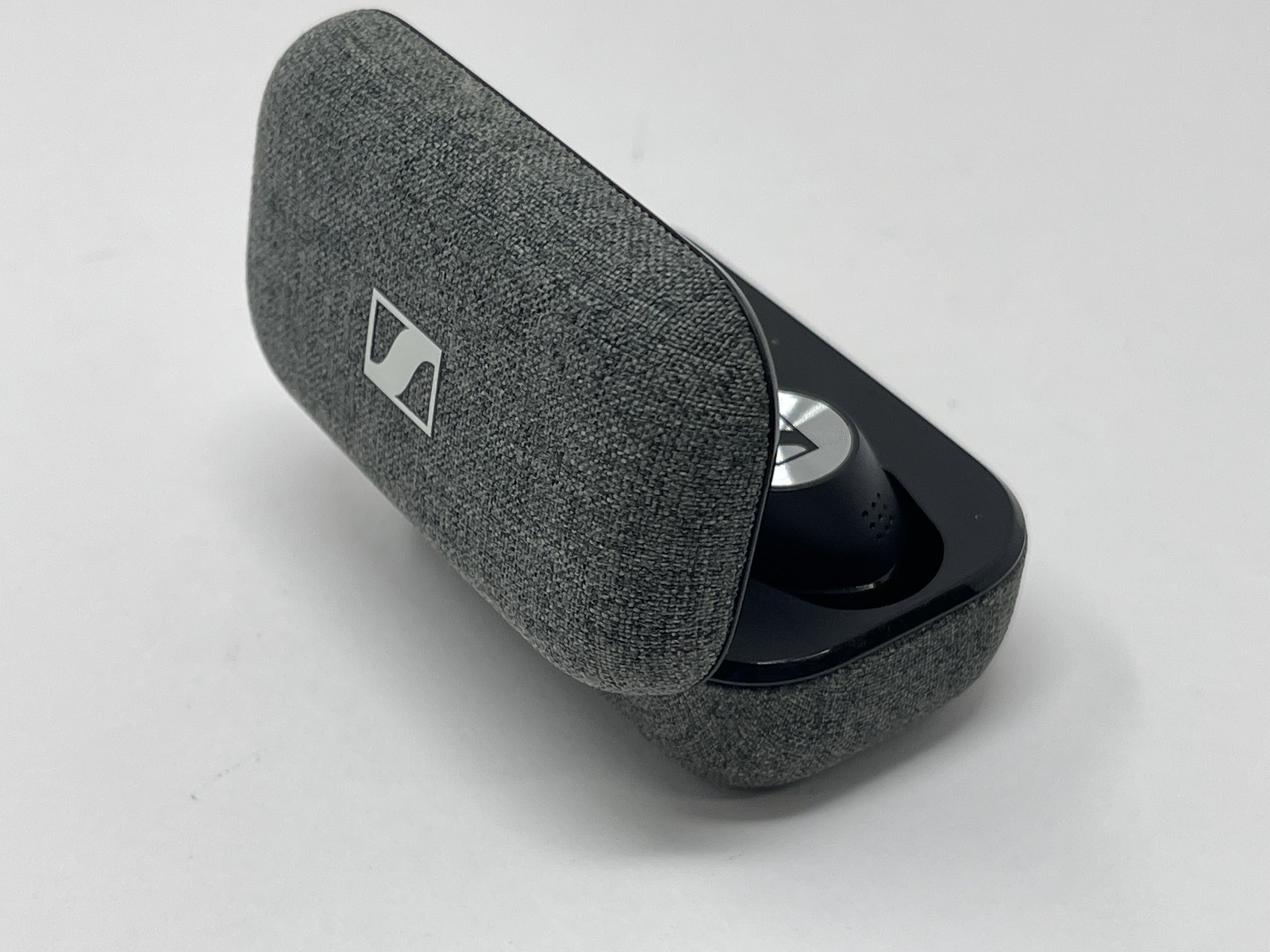 Sennheiser Momentum Classic Black True Wireless 2 – M3IETW2 Defective