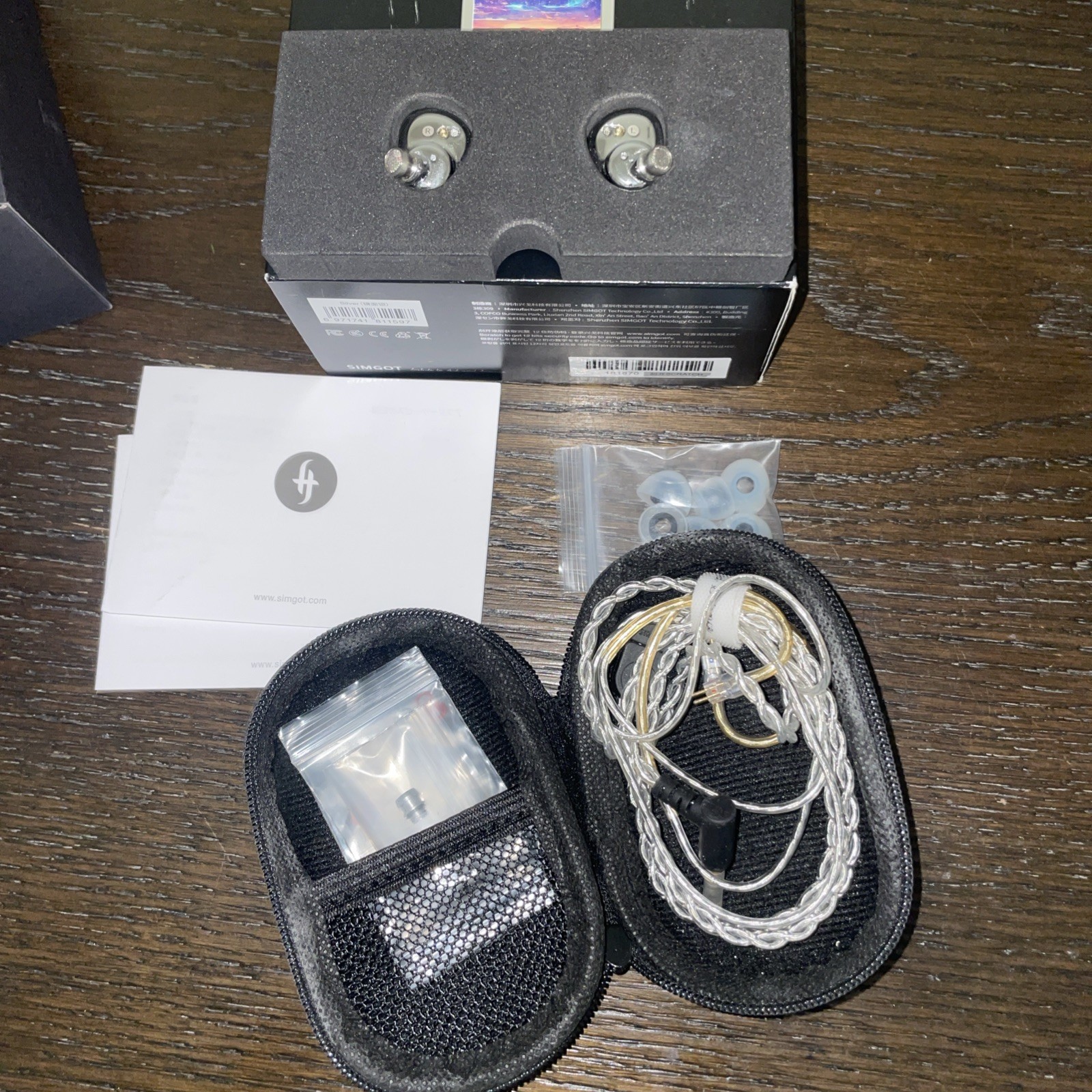 Linsoul SIMGOT EA500 Dual Magnet In Ear Monitor Earbuds / USED ONCE