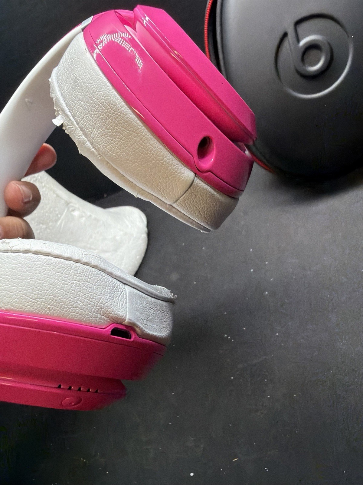 Apple Inc.Limited Edition Hot Pink Beats Studio By Dr.Dre