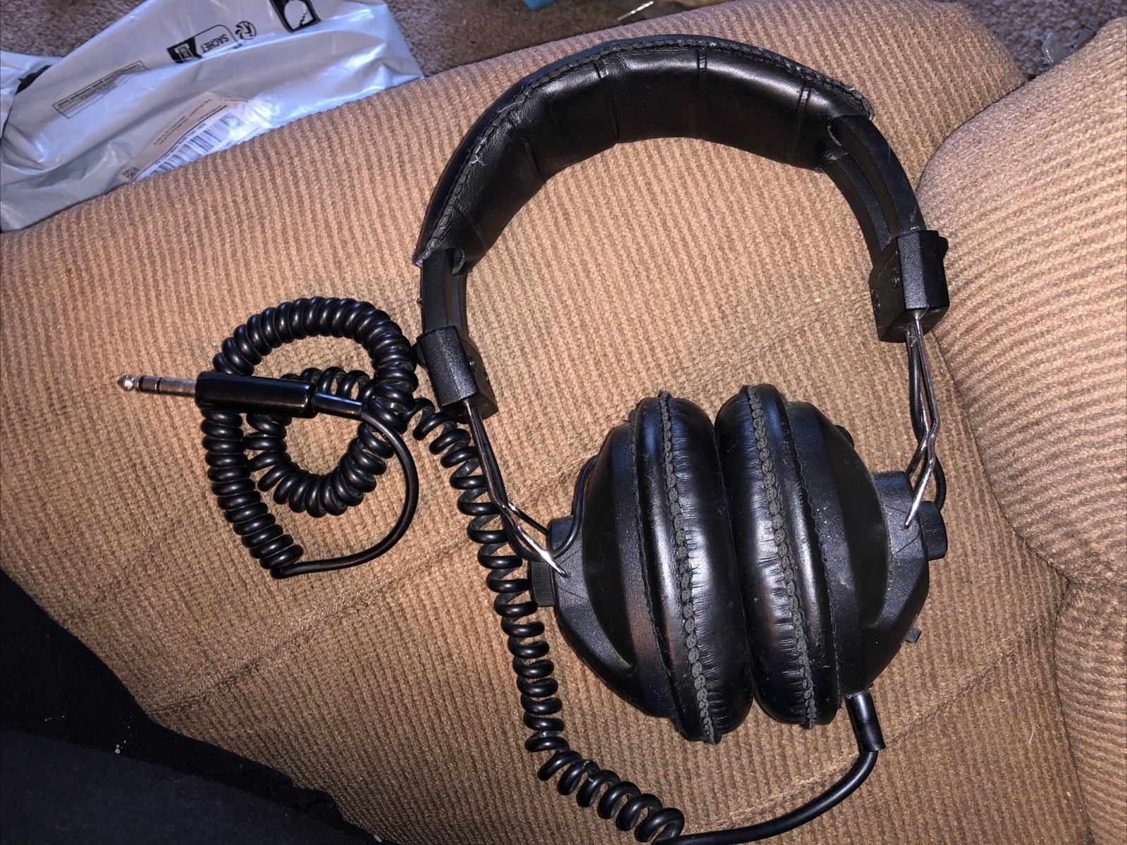 VINTAGE CALRAD STEREO HEADPHONES Model 15-135B VG Condition for Metal Detector ?