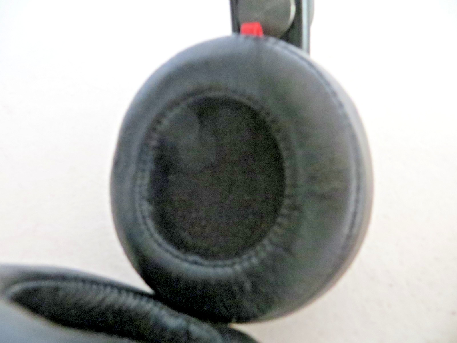 Beats by Dr. Dre Mixr On-Ear Wired Headphones 3.5mm Black/Red Controls TESTED