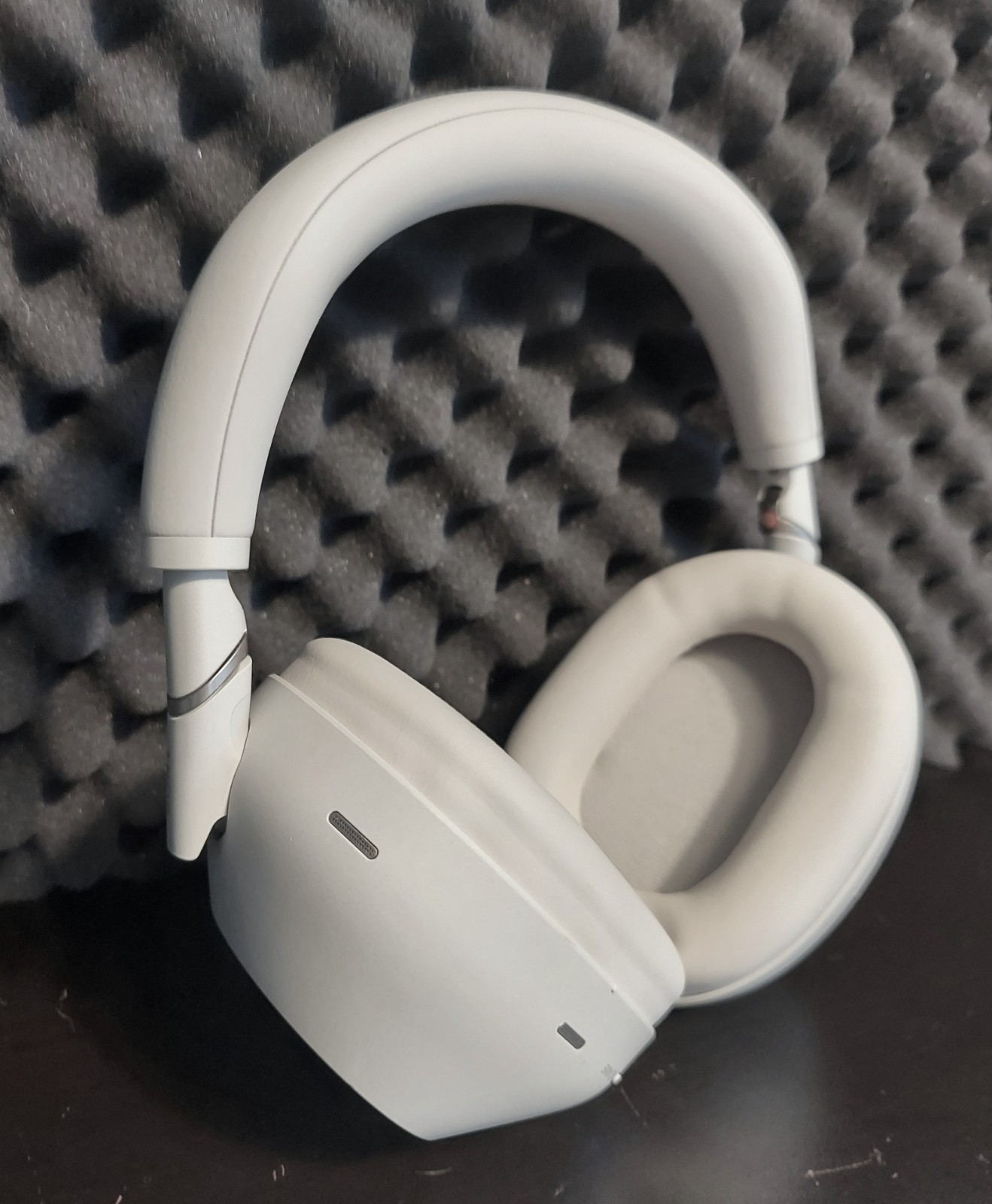 Sony WH-1000XM6/S Premium Wireless Noise Canceling Headphones “GRADE B” – Silver