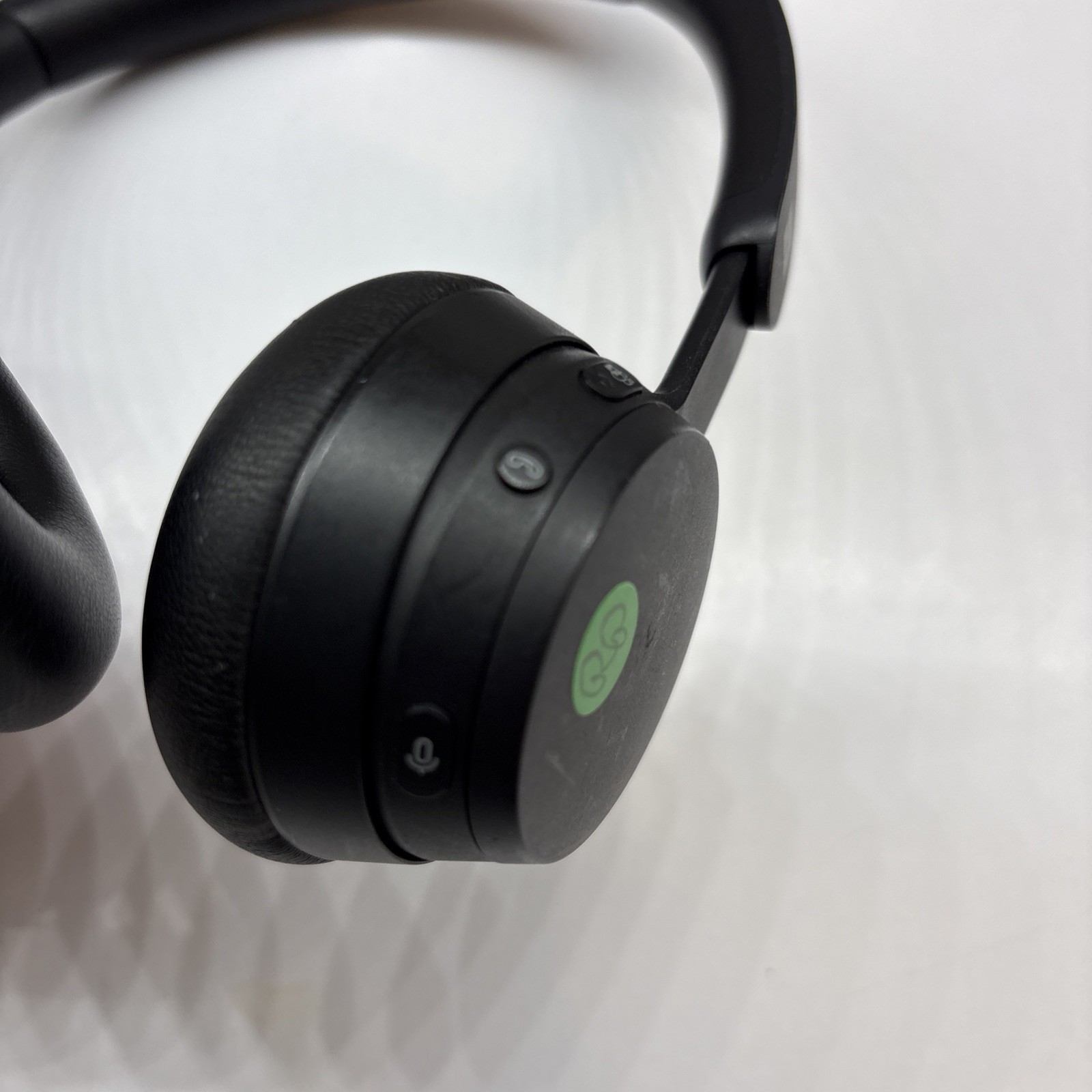 Microsoft 8JR-00001 Black Modern Wireless Headset Bluetooth Used – No Dongle