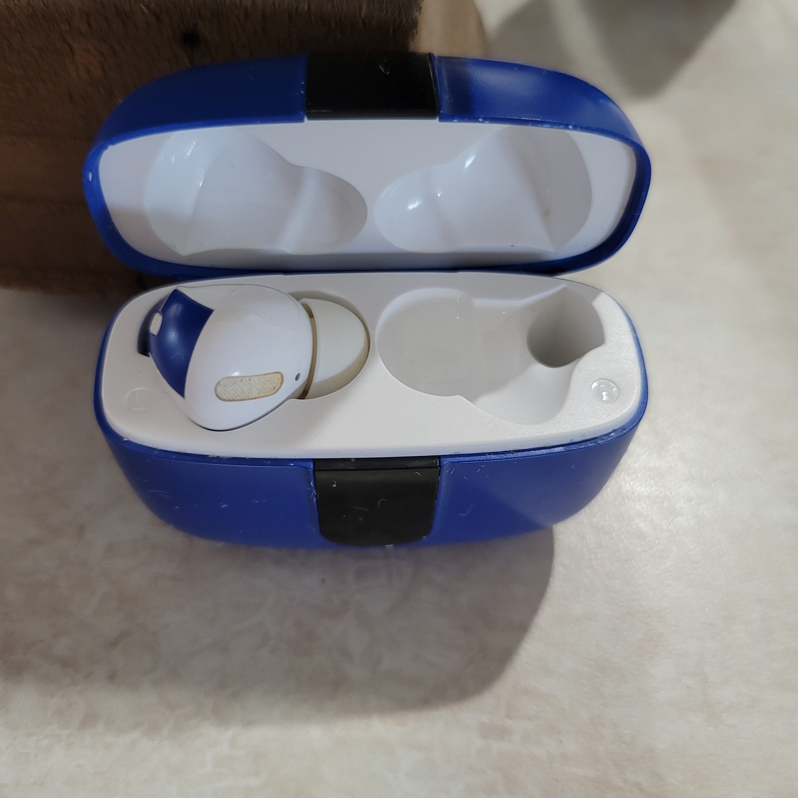 TAGRY X08 Bluetooth Wireless Earbuds Blue And White Used Working