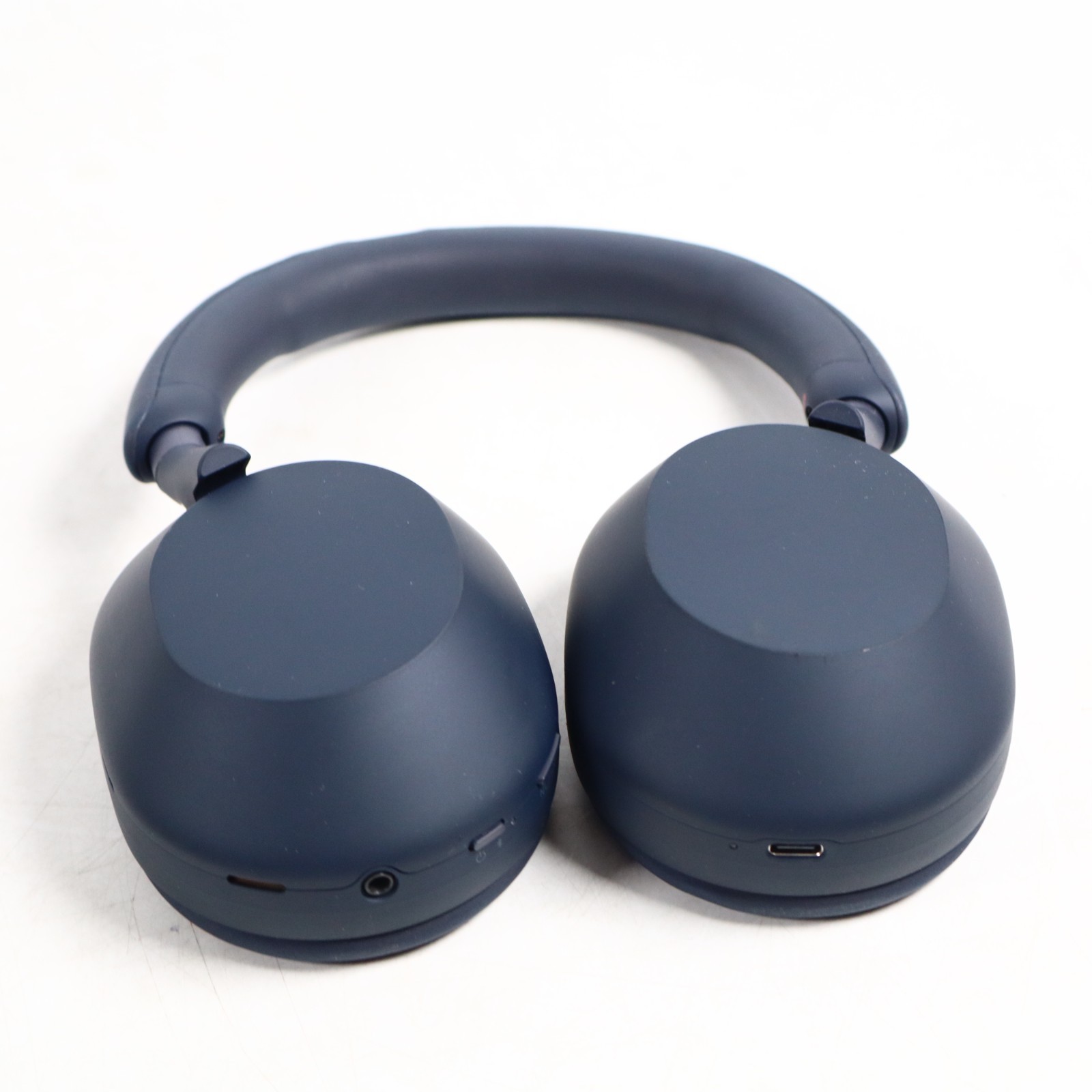 Sony WH-1000XM5 Wireless Over-Ear Headphones Blue – Light use, Good Condition!