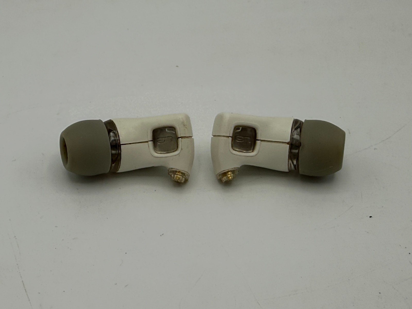 Ultimate Ears Super.fi 5 Pro White IEM In-Ear Monitor + FiiO RC-UE1 + Metal Case