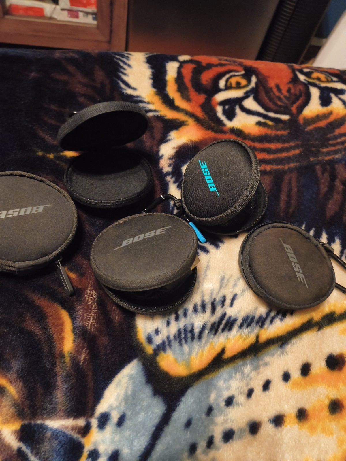 Bose SoundSport Wireless Headphone Replacement Buds/USB/Cases Only