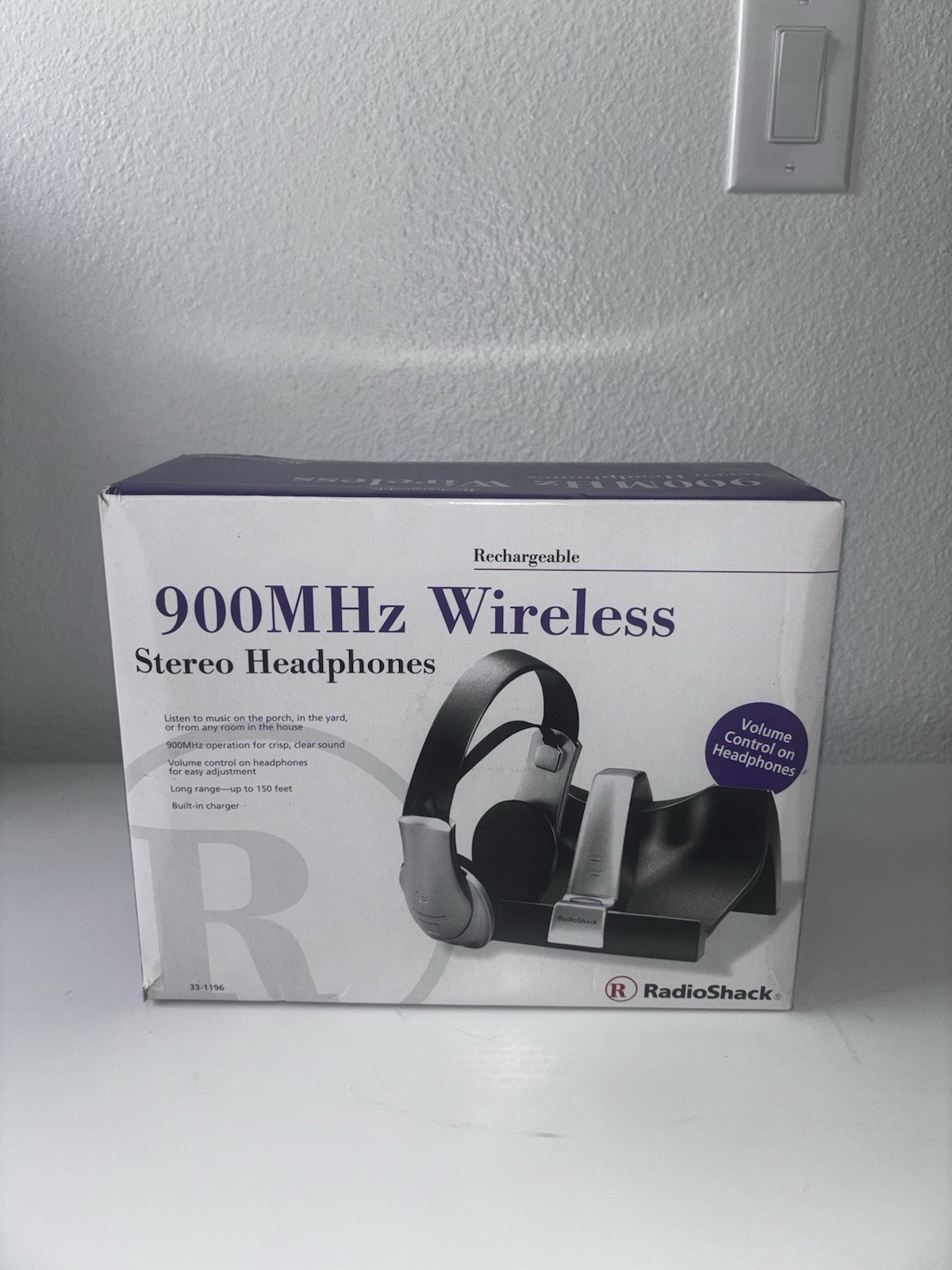 VTG Radio Shack 900MHZ Wireless Stereo Rechargeable Headphones 33-1196 –